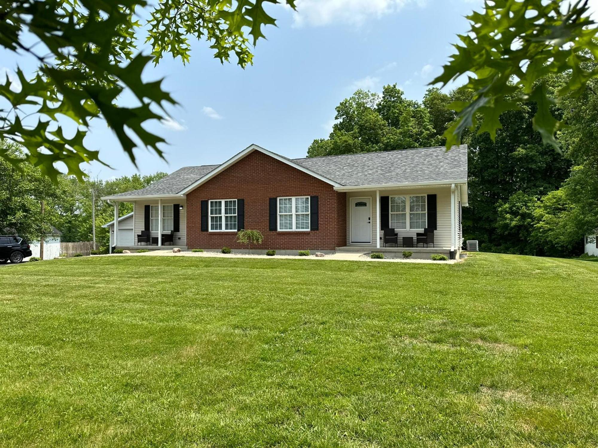 Suite 2 Butler Exterior photo